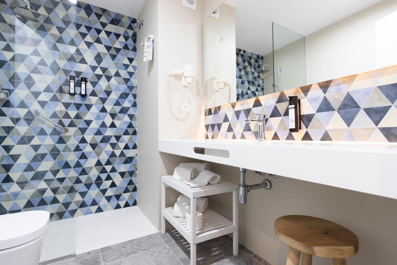 Apartment Esmeralda Homes By Livvo *